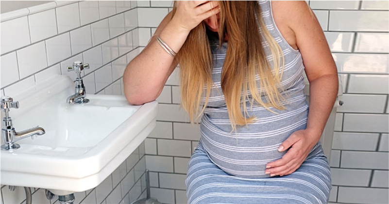 Drinking-Warm-Water-during-Pregnancy-is-helpful-to-Prevents-Constipation
